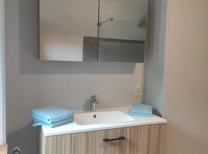 Le Genet Fleuri * La-Roche-en-Ardenne