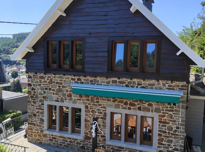 Le Genet Fleuri לה רושה - אן - ארדן